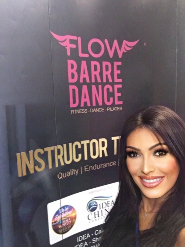 FLOW BARRE DANCE - IDEA World convention Fitness - California EUA